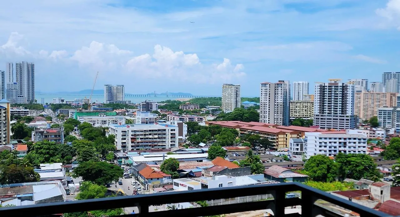 Skypool With Seaview 8Pax Beacon Executive Suites - Georgetown City Centre - 3Km To Komtar