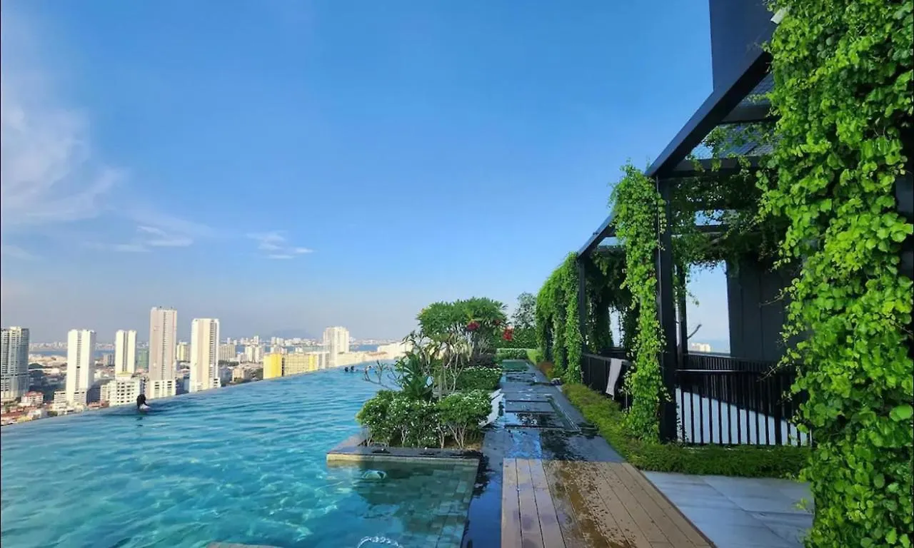 Skypool With Seaview 8Pax Beacon Executive Suites - Georgetown City Centre - 3Km To Komtar 0*, George Town