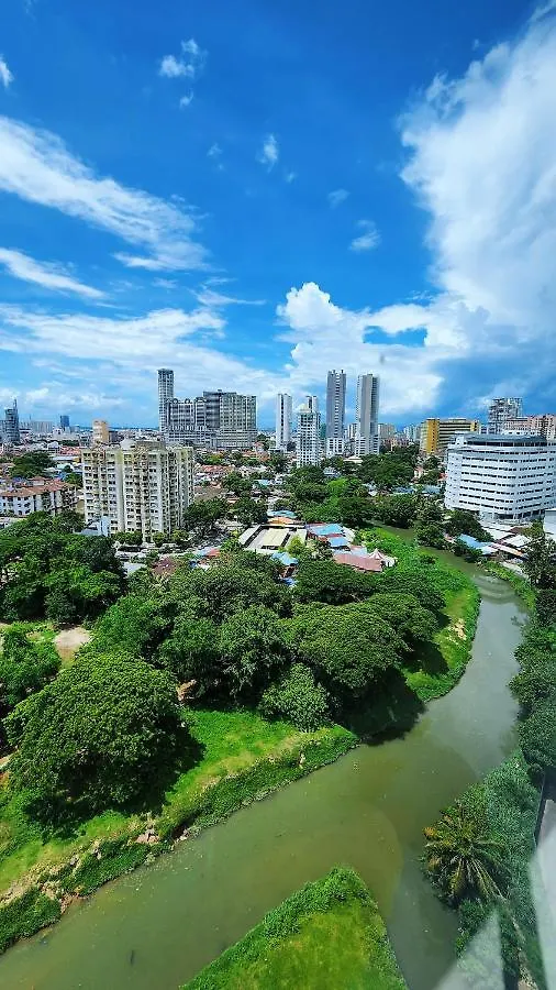 Skypool With Seaview 8Pax Beacon Executive Suites - Georgetown City Centre - 3Km To Komtar Lägenhet