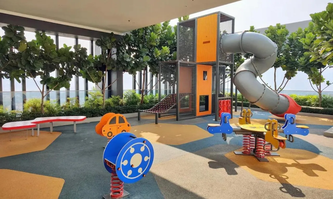 Skypool With Seaview 8Pax Beacon Executive Suites - Georgetown City Centre - 3Km To Komtar 0*, George Town Malaysia